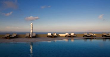 MAJESTIC HOTEL SANTORINI